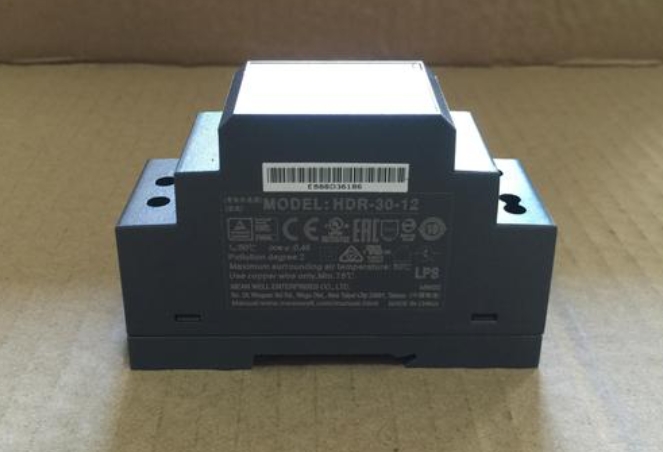 明緯控制箱/配線箱：優化布線，提升效率