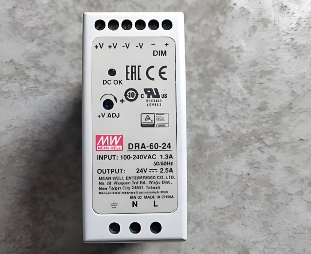 創新設計明緯導軌電源為工業設備注入新活力